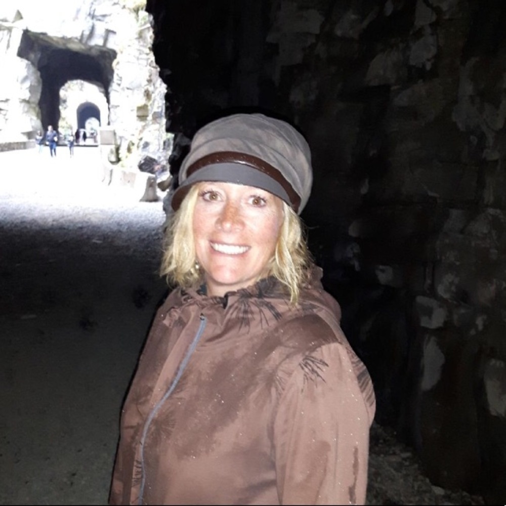 Meet your Posher, Lisa